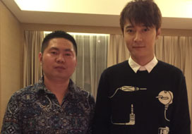 广州c7娱乐与明星合影